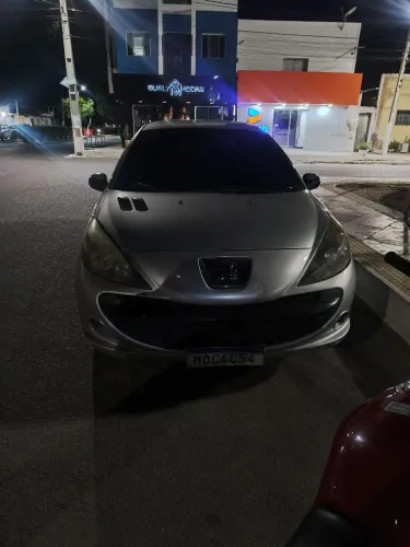 Peugeot 207 Sed. Passion XR Sport 1.4 Flex 8V 4P 2009
