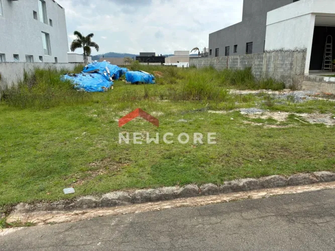 Lote em condomínio em Avenida Nicodemos de Carvalho - Parque Dom Henrique - Cotia/SP