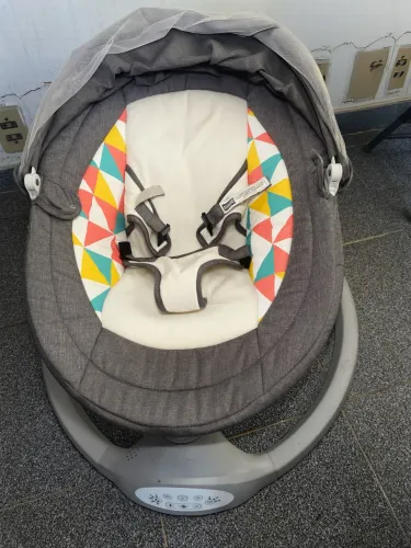 Cadeirinha de balanço sem o carregador