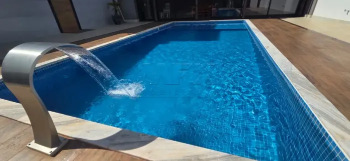 Casa / venda - 3 quartos sendo suíte com piscina aquecida / Jardim Coralina - Bauru SP