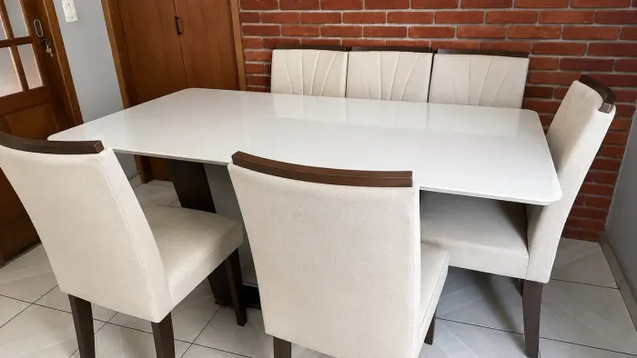 Jogo de mesa de jantar