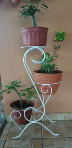 Suporte pra colocar plantas em sua área