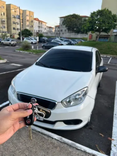 Fiat Grand Siena Attractive 1.0 Flex 8V 4P 2019