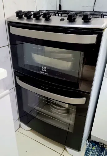 Fogão Electrolux - 4 bocas e 2 fornos