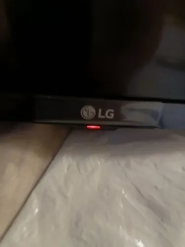 Vende-se esse tv do meu uso LG 43 acabou de sumir a imagem