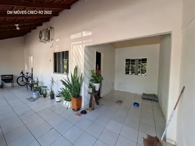 Investimento: Casa c/ 4 Apartamentos Alugados no Setor 04