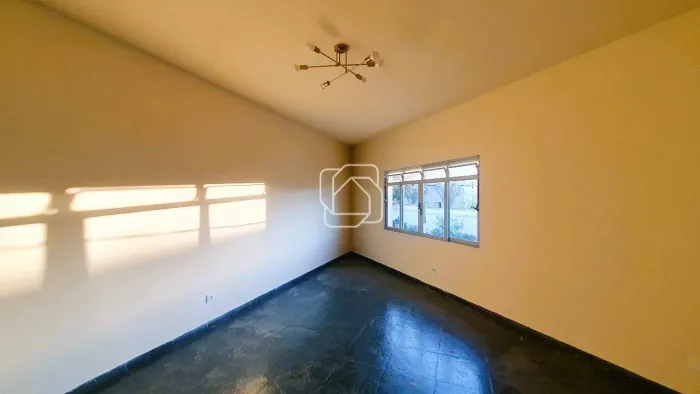 Casa em Itu para aluguel Jardim São José - SP | 2 quartos Área total 604,34 m² - R$ 2.350,