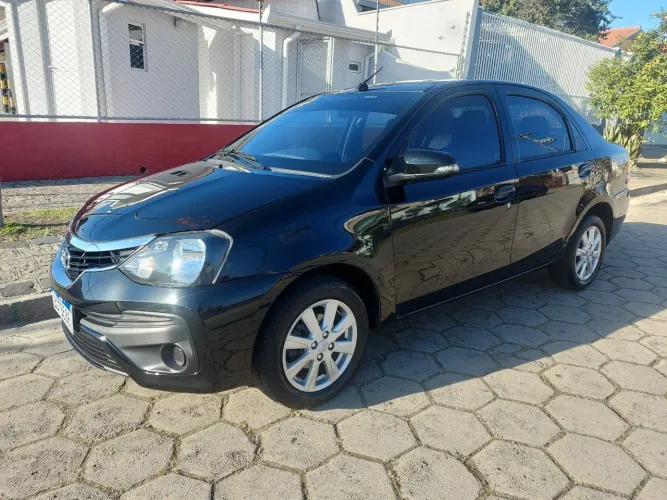 Toyota Etios X Plus Sedan 1.5 Flex 16V 4P Aut. 2020