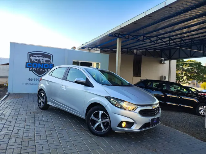 Chevrolet Onix Hatch LTZ 1.4 8V Flex Mec. 4P 2018
