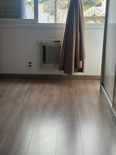 Ar-condicionado Electrolux de Janela - Quente e Frio - 220V