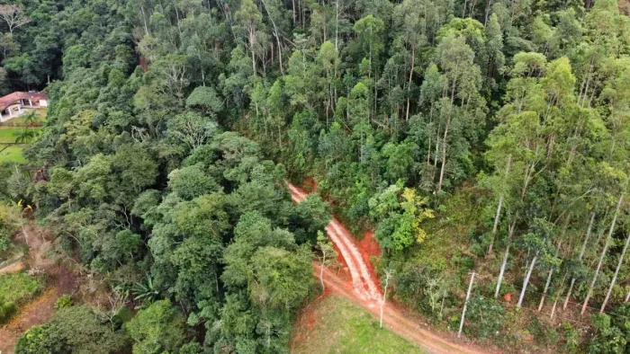 Terreno á venda no bairro do registro