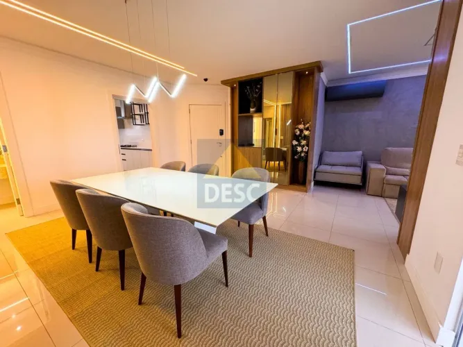 Apartamento mobiliado e decorado à venda no Edifício Royalton Residence