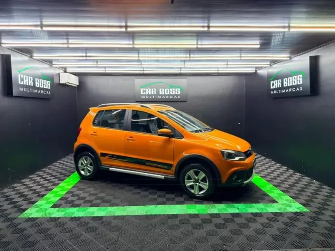 Volkswagen Crossfox 1.6 MI Total Flex 8V 5P 2011