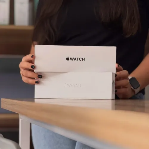 Apple Watch Series 11 42mm - Lacrado