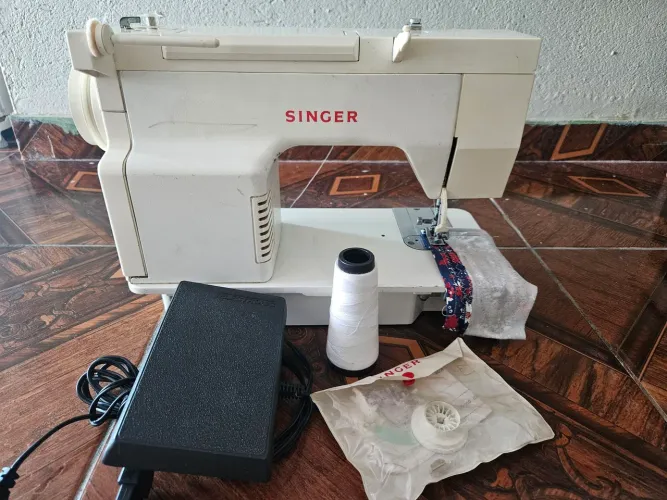 Máquina de costura Singer Facilita
