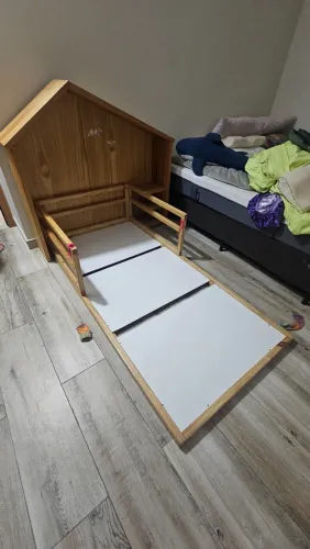 Cama montessoriana