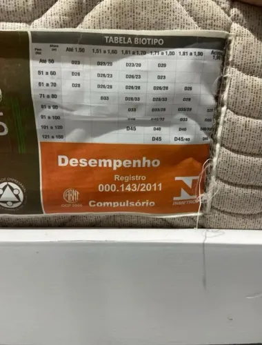 Cama de solteiro com colchão