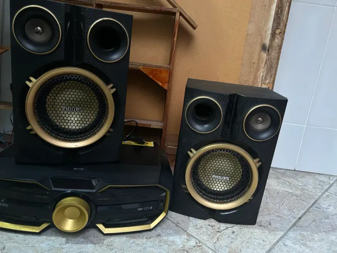 Som Philips FX com Bluetooth e Caixas Originais