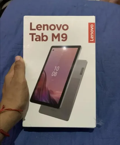 Tablet Lenovo M9 Novo na Caixa