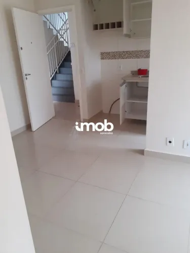 Apartamento Térreo com Quintal para Locação Condomínio Villa Flora Votorantim SP