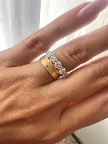 Anel meia aliança prata 925 pedra Moissanite 