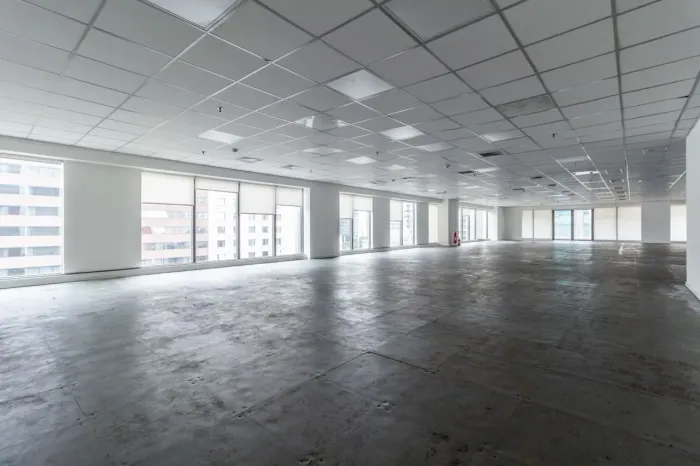 Sala comercial na Alameda Vicente Pinzon, 51 - CJ 902 650 m²