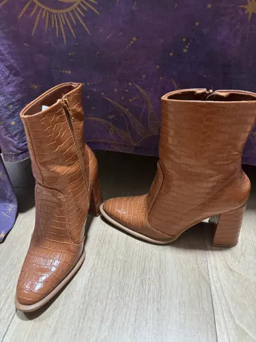 Bota Arezzo 