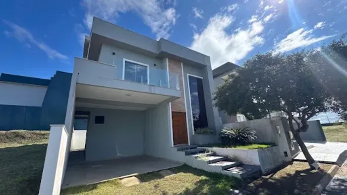 Casa com 3 dormitórios à venda, 180 m² por R$ 650.000,00 - Barreto - Macaé/RJ