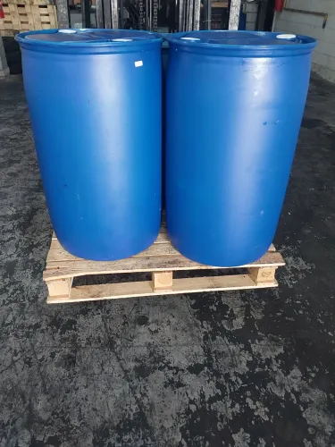 BOMBONAS  PLASTICO de 200 LTS