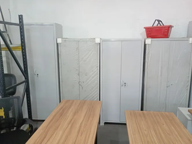 ARMARIOS EM ACO 2 PORTAS IMEDIATOS SO NOVOS PROMOCAO CENTERACO ITAPUA *