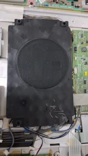 SOM LALANTES DE AGUDO E GRAVE DA TV LG 47LX9500