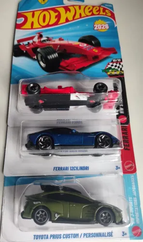 HOT WHEELS MAINLINE - TRIO