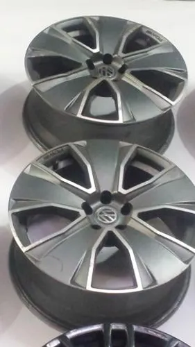 Roda aro 19 PDW Trevo Grafite fosca VW Jetta 5X112 modelo exclusivo