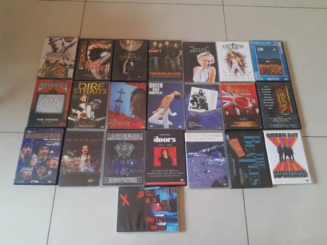 Lote DVD de Rock e outros 30 cada ou vendo o lote não troco por nada