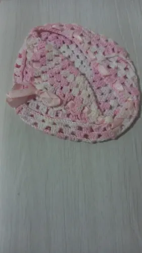 Suporte em tricô para papel guardanapos.