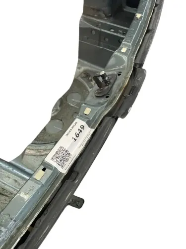 Painel traseiro Vw Golf 2010 2011 recorte  Marca e Modelo: Renault Golf 1.6