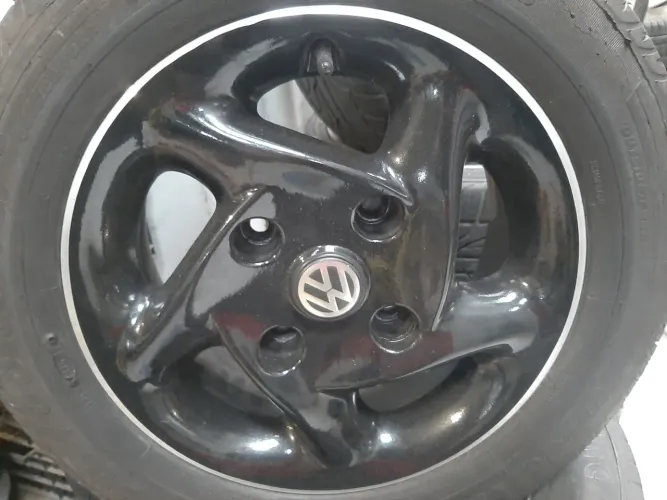 Roda esportiva Modelo de porsche Black piano Aplicação Vw brasilia 4x130