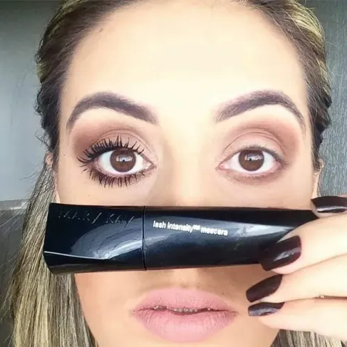 Máscara de cílios mais volume mary Kay