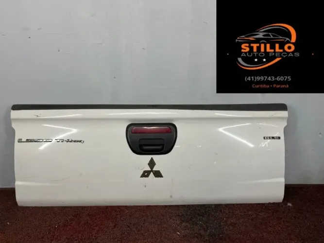 Tampa traseira L200 Triton