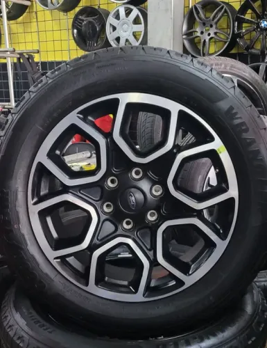 Rodas + pneus 20 Ford Ranger original sem uso 