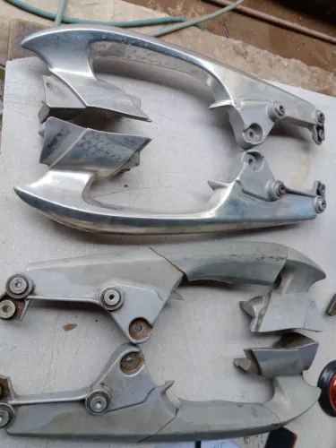 Alça traseira da moto XRE 300