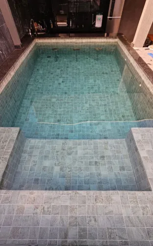 Casa com piscina Neropolis 