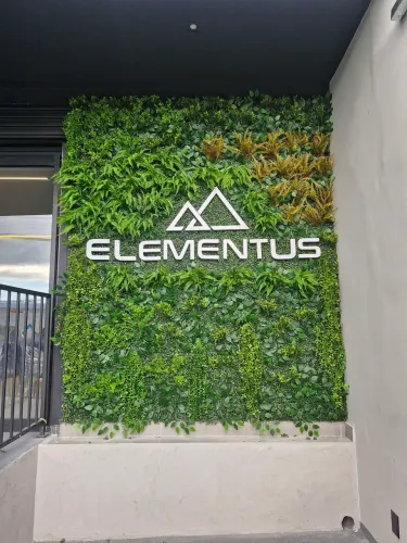 Jardim Vertical para sua marca e logo
