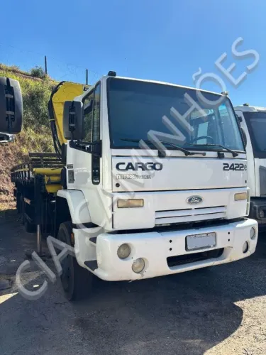 FORD CARGO 2422 ANO 2009 6x4 MUNCK 30T + CARROCERIA 7M