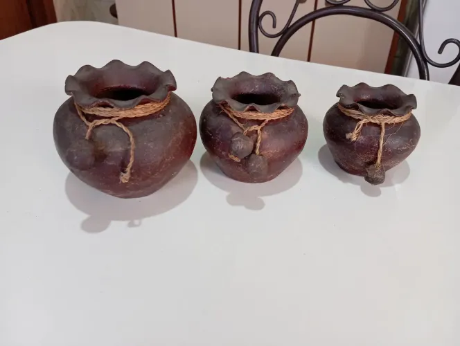 Conjunto de 3 Vasos Decorativos em Cerâmica