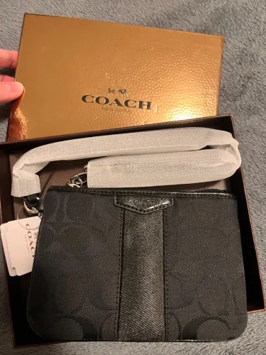 Coach - Bolsa de Mão Preta Clutch