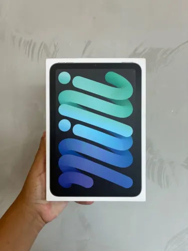 iPad Mini (A17 Pro) Wi-Fi 128gb Space Gray Lacrado com 1 ano de garantia Apple