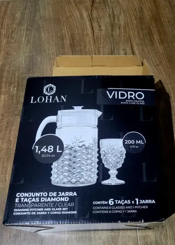Jogo de jarra com 6 taças