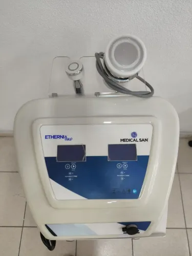 Aparelho de Eletroterapia Ethernia Cold.  Muito conservado.
