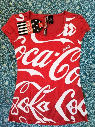 Blusa Coca-Cola original nova Tam P 